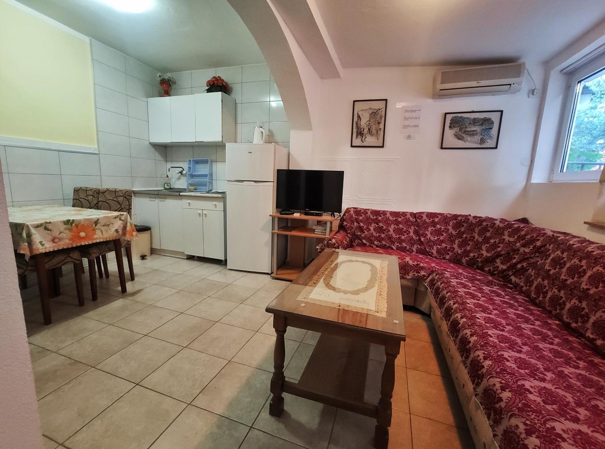 Apartments Gvozdenovic Petrovac Eksteriør bilde